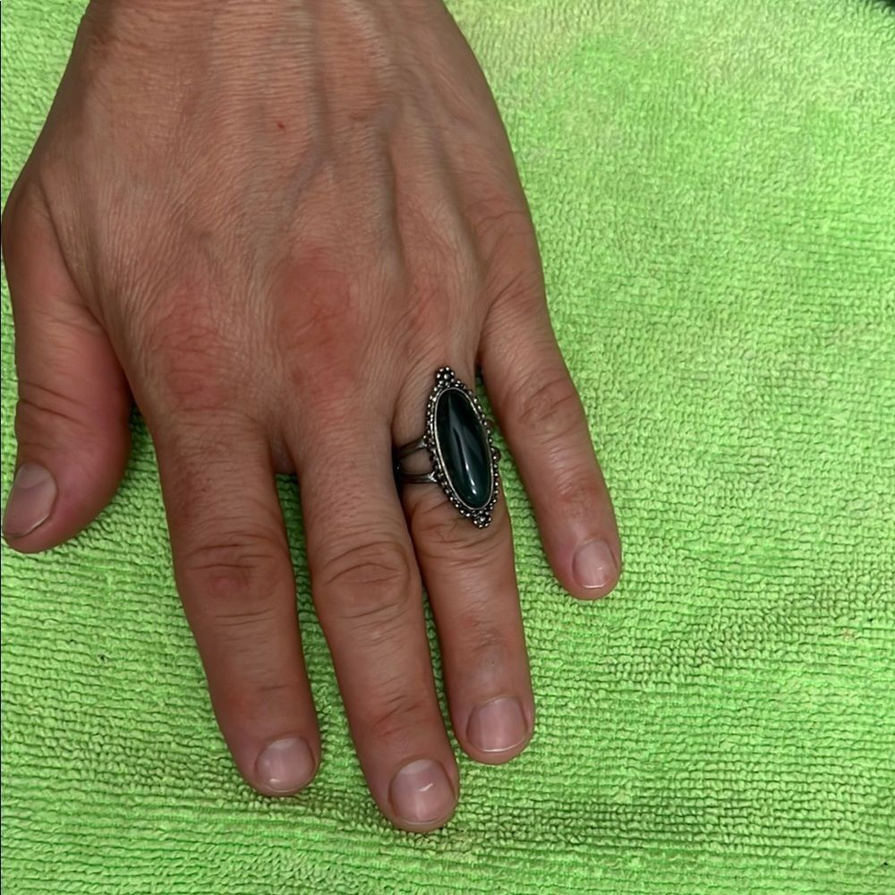 Elegant Silver and Green Oval Ring